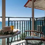 Apostolos 6 Apartment Pondi